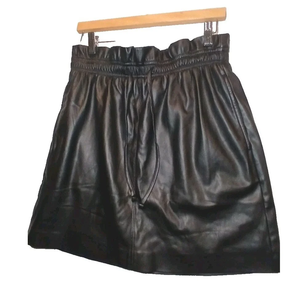 Express Paperbag Waist Mini Skirt Medium Black NWT High Rise Tie Belt‎